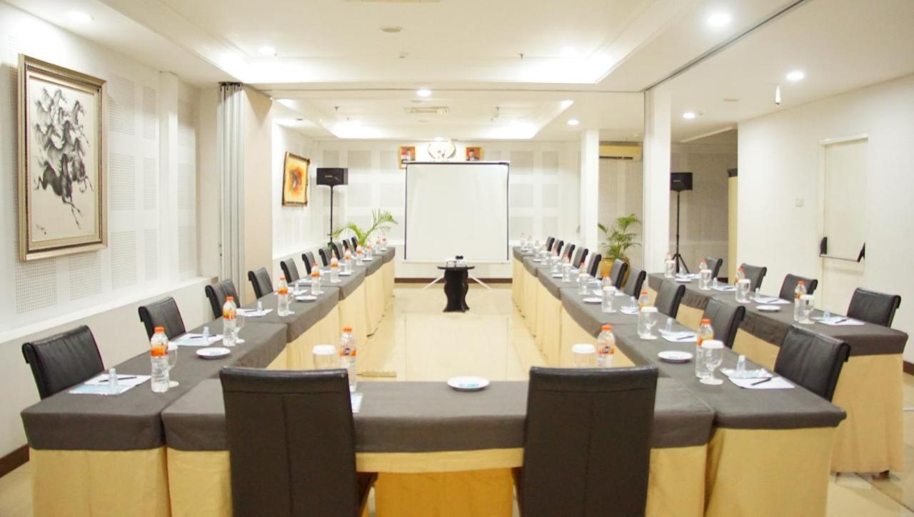 Gp Mega Kuningan Jakarta Extérieur photo